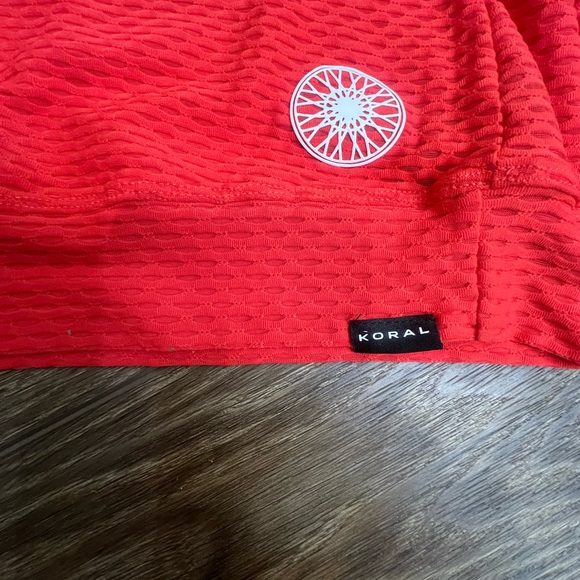 Soulcycke x KORAL Pump cowl-neck Pullover - Picture 2 of 9